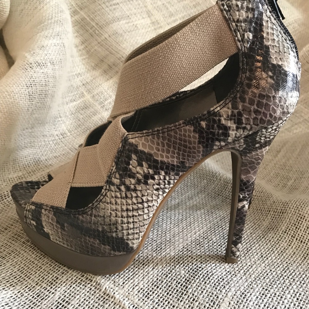 Embossed Sandal